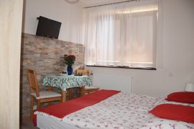 Комната №4 на первом этаже с общей мини-кухней